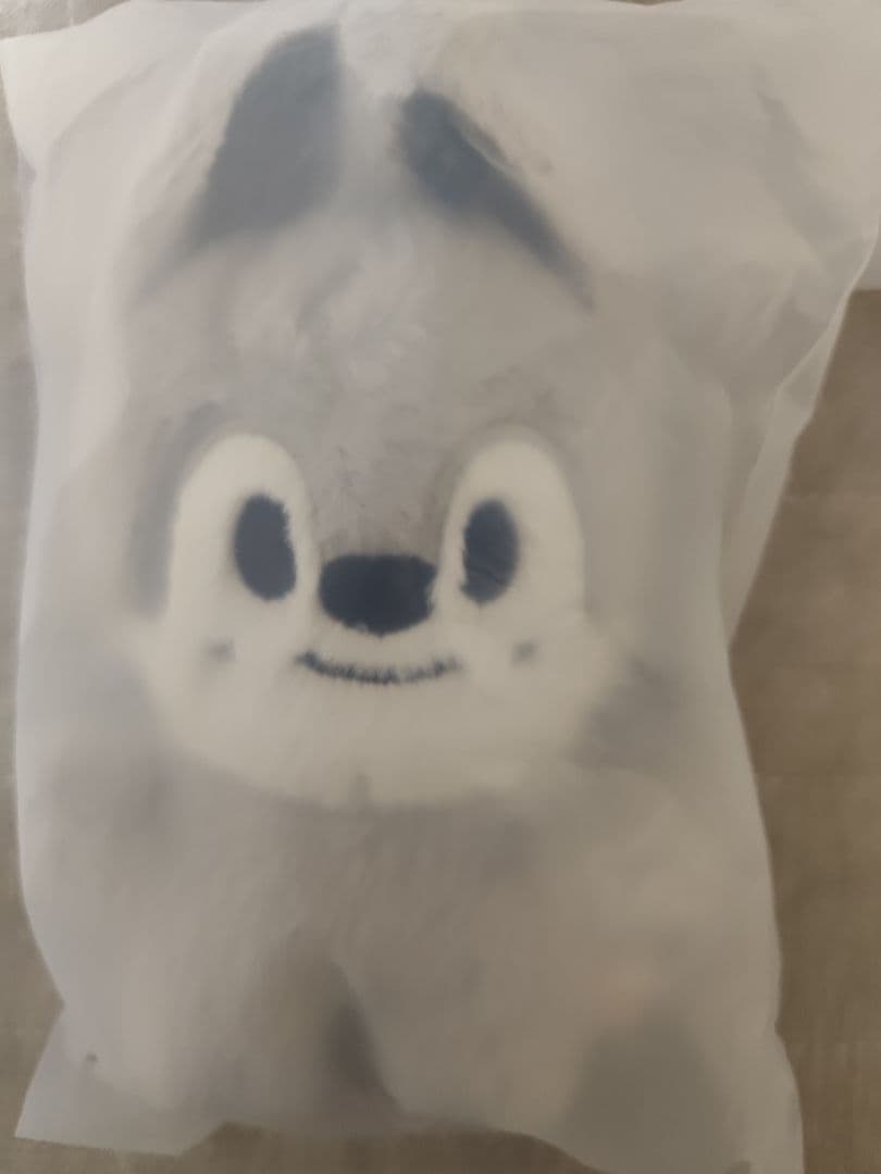 

[USED] stray kids popup SKZOO STANDING Wolfchan