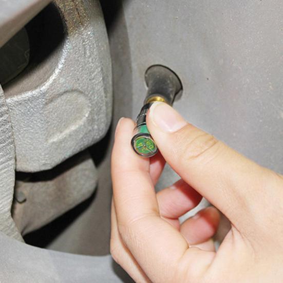 Car Tire Pressure Monitor Valve 36 PSI 2.4 Bar Tire Pressure Sensor Stem Caps for Cars Visual Tri-Color Alarm Easy To Read Tire Pressure Indicator