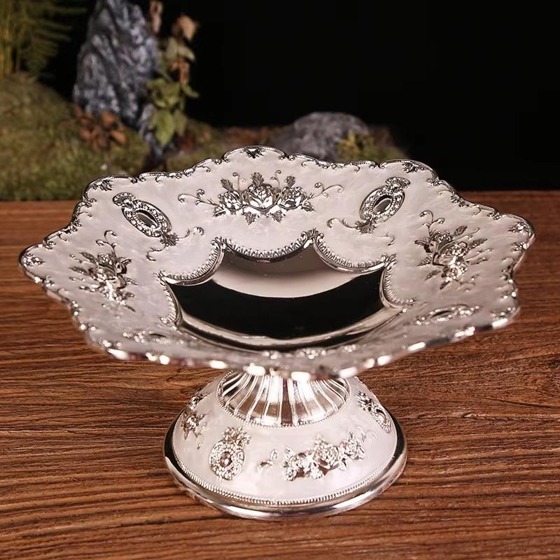 

Серебряный золотой поднос для фруктов в форме цветка, праздничный сплав, тарелка для закусок и конфет, высокий органайзер для хранения на ножках, украшение для банкета и домашнего стола 7.08 inches серебряный