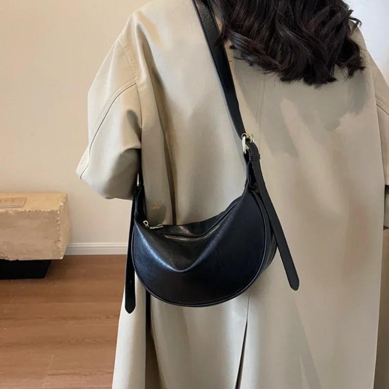 Luxus Umhängetaschen für Damen Handtaschen mit großem Fassungsvermögen Einfarbige weiche Schultertaschen Lässige Reise Hobo-Tasche Vintage Sac Neu