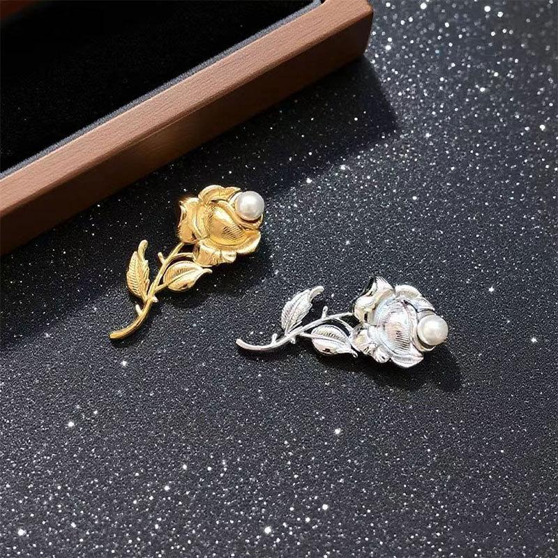 Light Luxury Retro Gold And Silver Rose Pearl Chest Men And Women Niche High-End Corsage Suit Pin Accessories