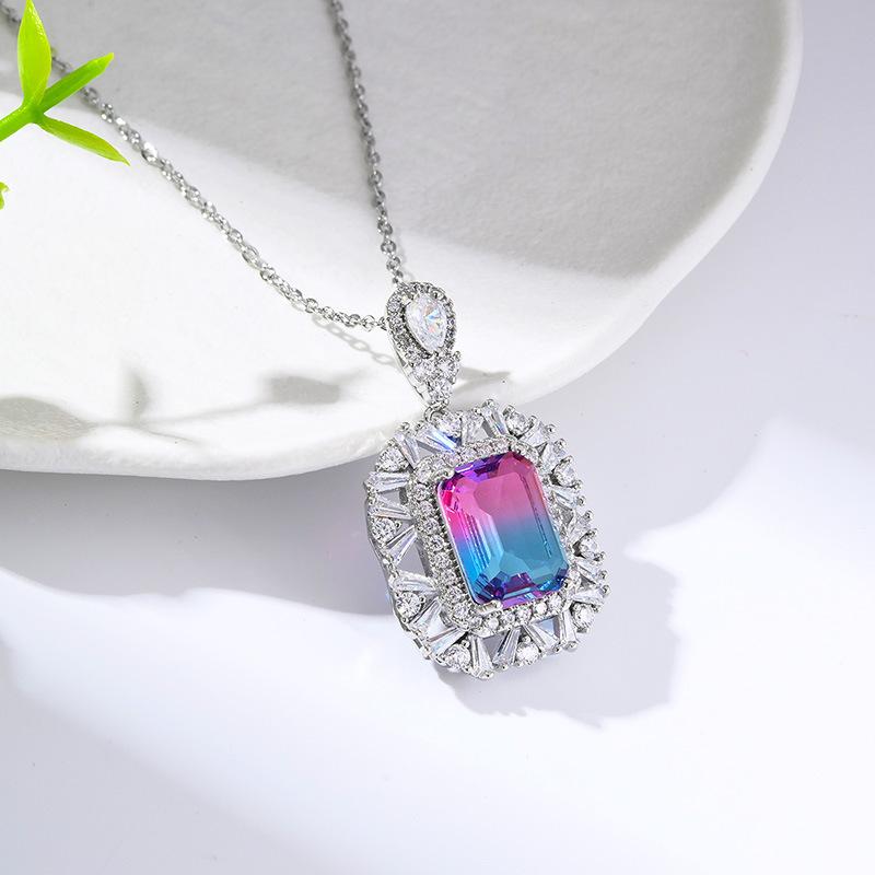 Necklace Female Color Treasure Redeen Cut Ice Flower Cut Zircon High Carbon Diamond Clavicle Chain Necklace Jewelry Spot