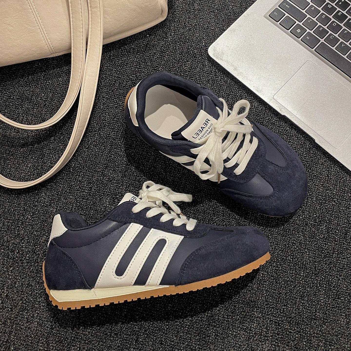 

Versatile white retro platform white shoes women s 2025 new autumn skirt lightweight soft-soled German training shoes 40 синий