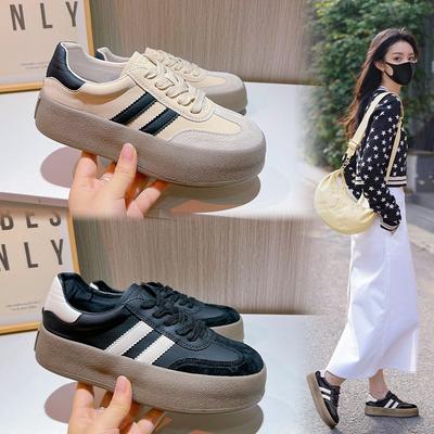 Încălțăminte pentru femei – Adidaşi