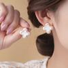 Pale Flower~ Silver Needle Dripping Oil Two-Color Flower Stud Earrings Unique Sweet Wind Commuter Earrings Exquisite Versatile Earrings