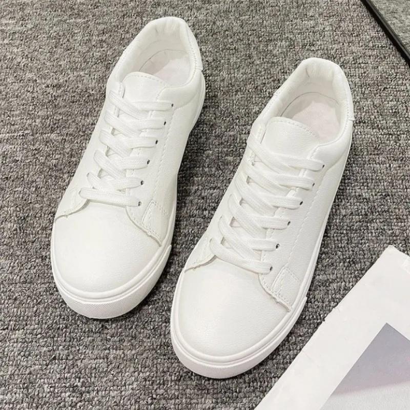 New Casual Sneakers for Women Spring Lace Up Female Flats Outdoor Casual Women's Walking Shoes Fashion Ladies Sports Shoes