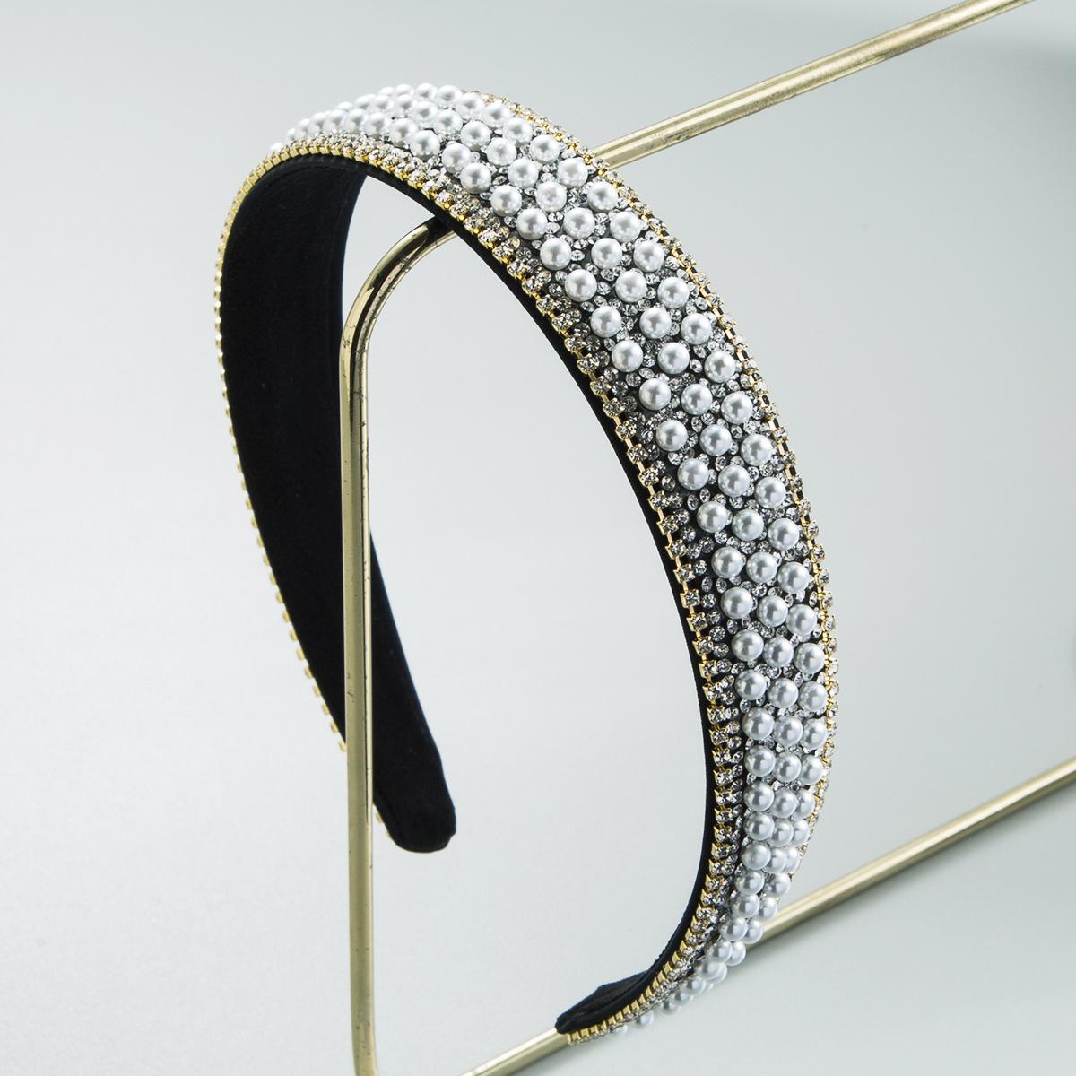 

Anti-slip Headband for Women - Simple Hairband for Pressing Hair, Face Mask Headwear, Small-scale Design with Unique Style перлинний