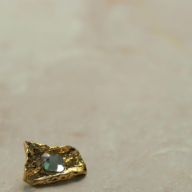 Yi Sen Gemstone Diamond Gold/Silver Metal Buttons for European & American Style Coats/Jackets