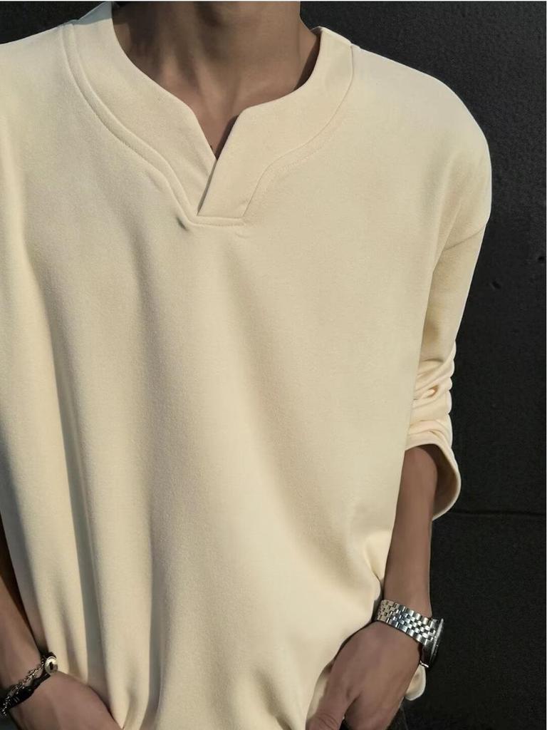 Unisex Solid V-Neck Knitwear: Korean Style Versatile Casual Top