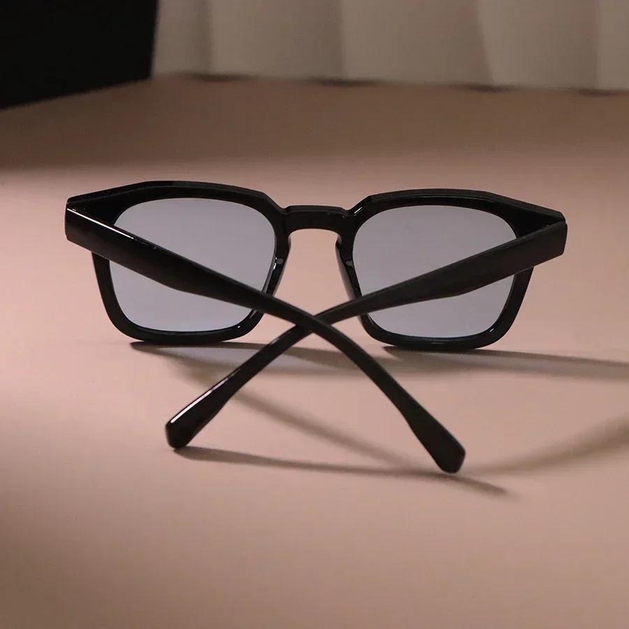 Fashion Sunglasses Women Men Square Plastic Vintage Stylish Oversized Ladies Sun Glasses Retro Vacation