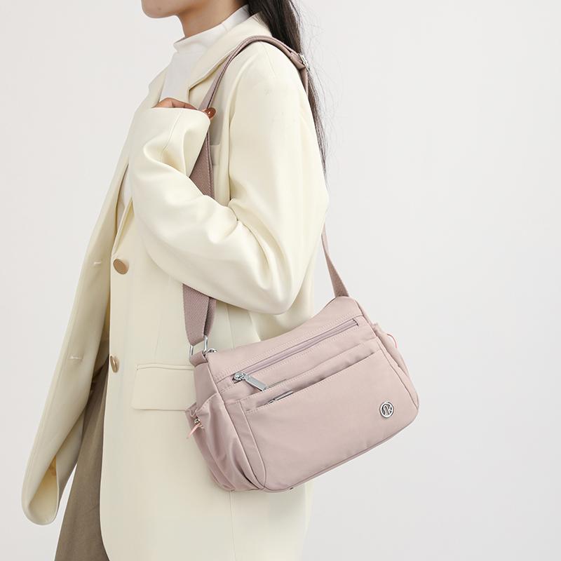 Mittelalte Muttertasche Nylon Tasche Leichte Große Kapazität Umhängetasche