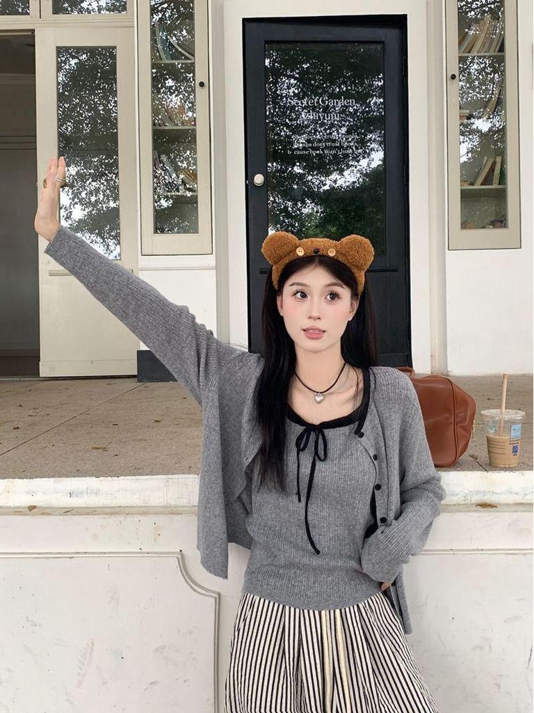 Korean Style Autumn Two-Piece Set: Color Block Cardigan & Tie-Up Camisole Vest