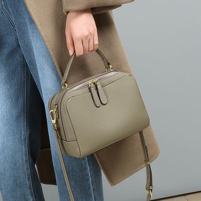 Neue Herbst- und Winter-Umhängetasche aus echtem Leder für Damen, modische und vielseitige kleine quadratische Tasche mit einer Schulter