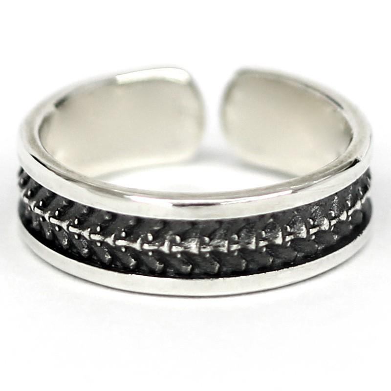 Adjustable Bone Ring Men Women Geometric Skull Spine Design Vintage Punk Statement Finger Adjustable Open Band