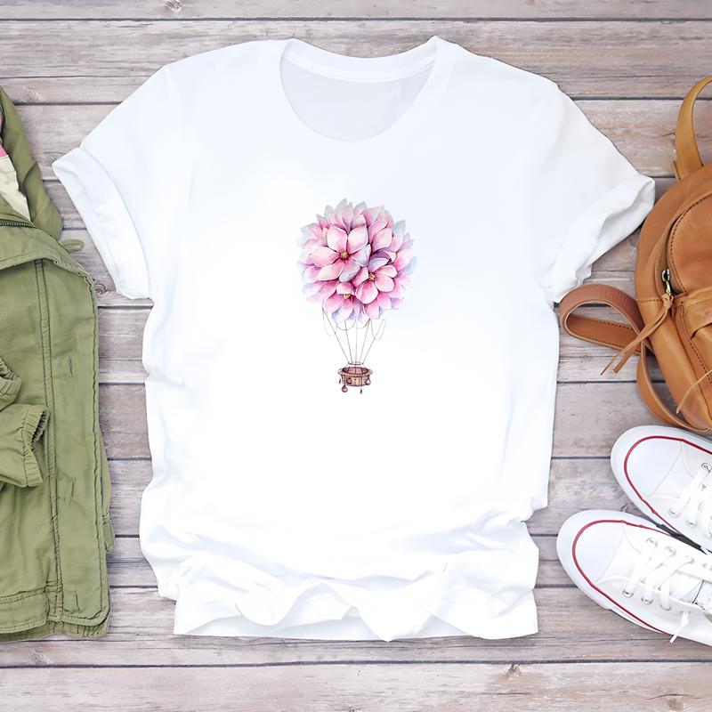 Trendy short-sleeve T-shirt with stylish prints, perfect for women's summer wear.