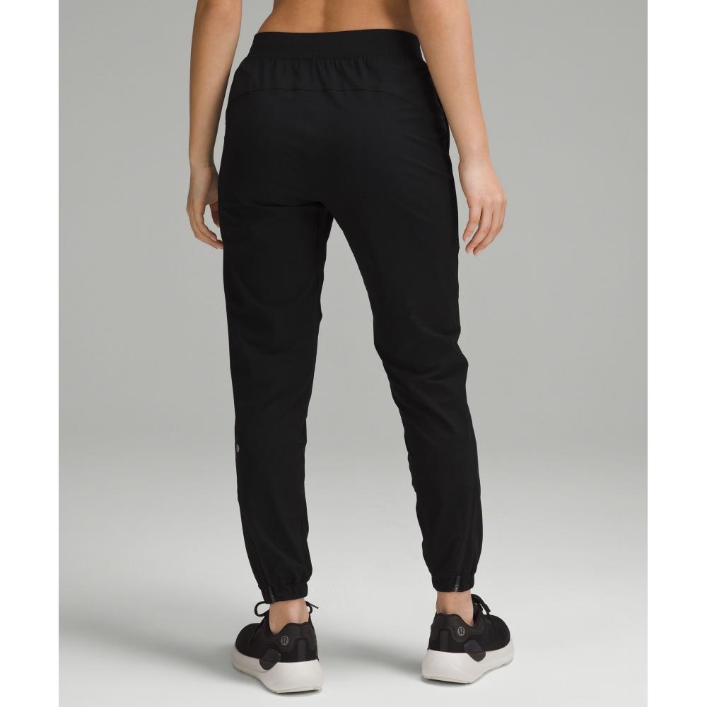 Lululemon Adapted State High Rise Jogger  Short Black