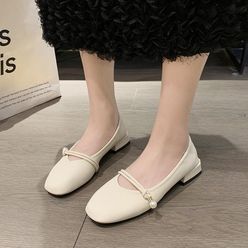 Damen-Einzelschuhe mit flacher Sohle 2025 neue Frühjahrsschuhe Oma-Schuhe mit Röcken weichsohlige Perlen Schwangere Mary Jane Schuhe Sommer