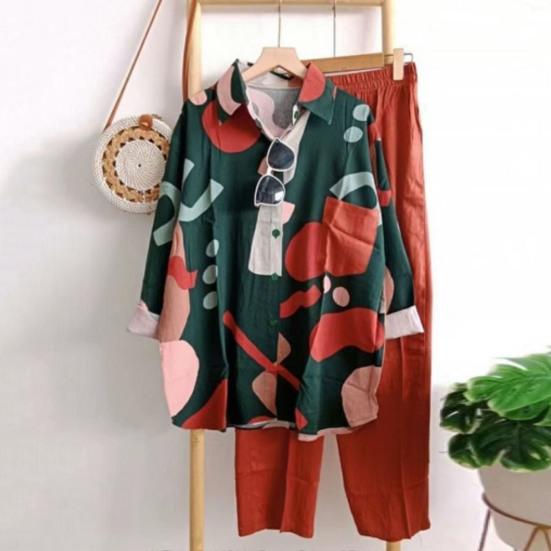 Set di pantaloni camicia da 2 pezzi / set Set di pantaloni colorblock monopetto risvolto manica lunga vita elastica allentata gamba larga set di pantaloni camicetta casual morbida da donna