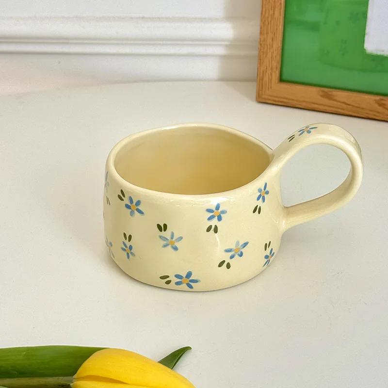 Cream Yellow Ceramic Mug Korean Style Cute Flower Pattern Coffee Cup Hand Pinched Irregular Mug Breakfast Milk Tea Cups Watercup