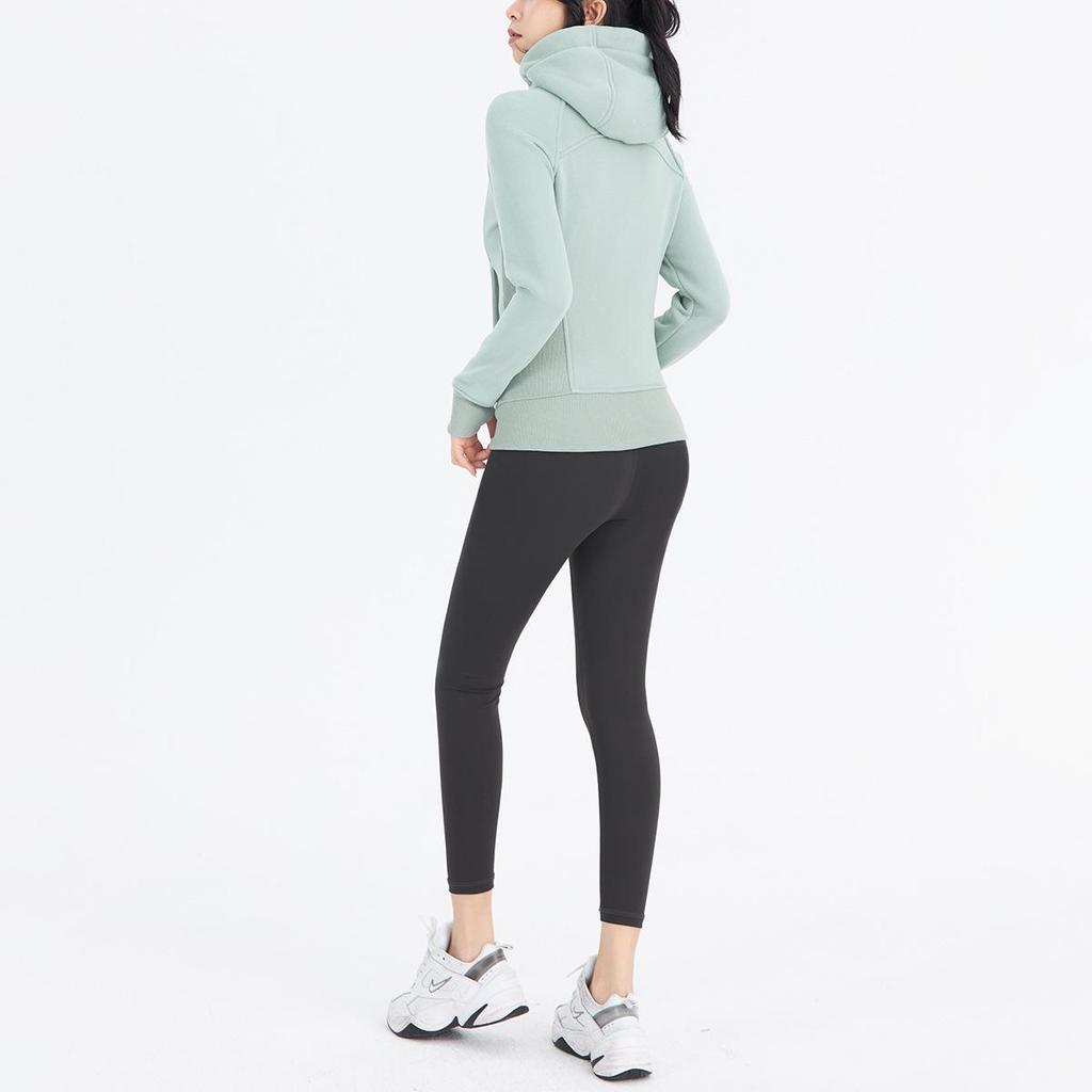 Luqilulu Women's Winter Plus Velvet Warm Hooded Slim Fit Outdoor Sports Jacket