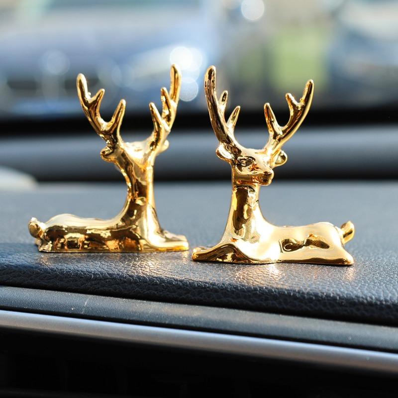 Samochód Miniaturowy Jeleń Ozdoba Uniwersalna Auto Centralna Konsola Deska Rozdzielcza Stylu Nordyckiego Łoś Wisiorek Wnętrze Samochodu DIY Dekoracyjne Akcesoria
