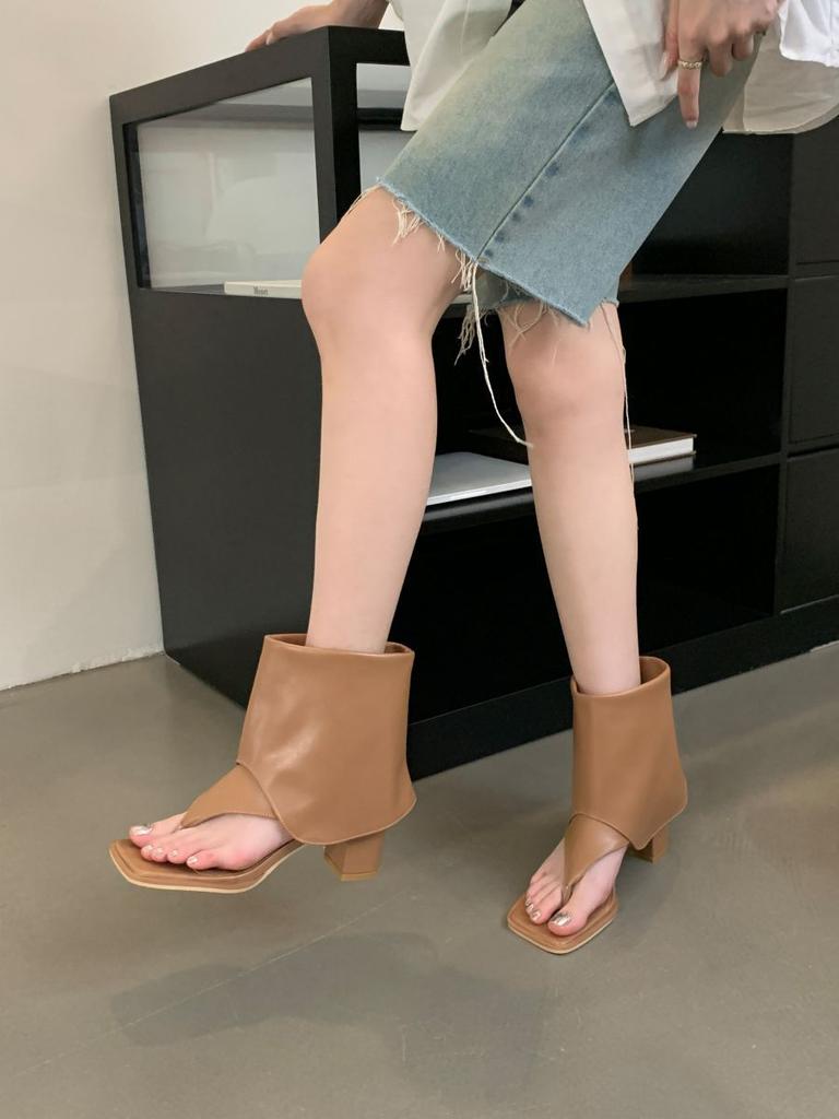 Flip-flop sandals women's outerwear toe cool boots 2025 summer new thick heel pinch short boots trendy black cool boots