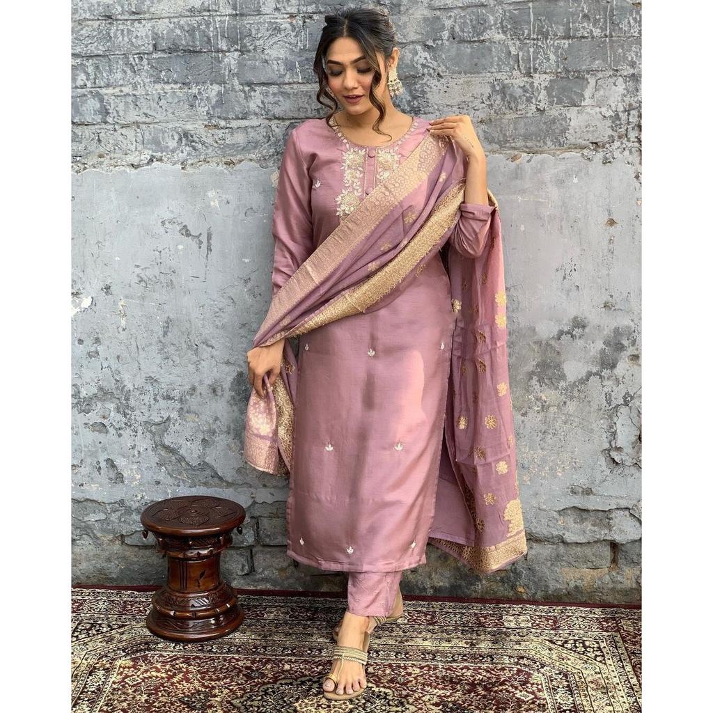 Viscose Chanderi Designer Kurti Pant Set Indian Bollywood Party Wear Kurta Set VGP-1399