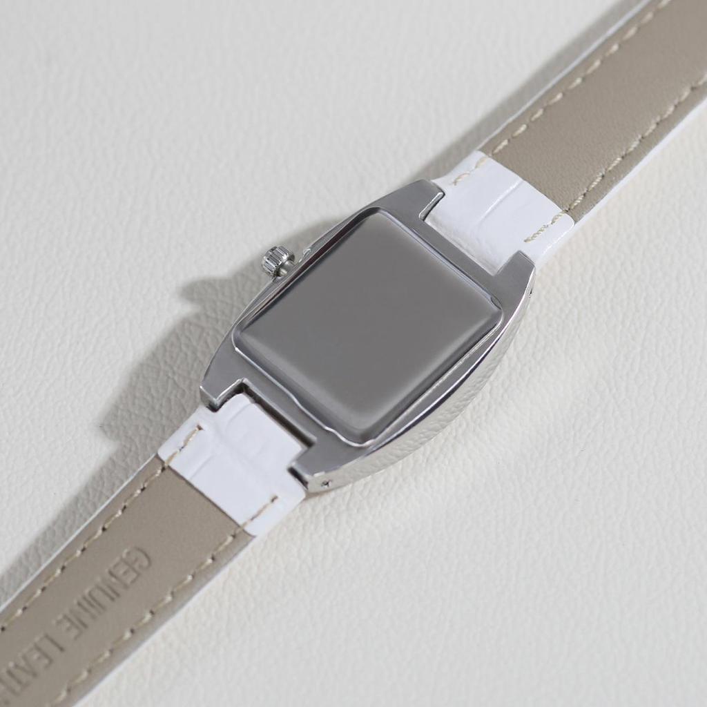 Popular Youth Ladies Barrel-Shaped Quartz Watch: Fashionable, Business-Ready, Waterproof with Leather Strap