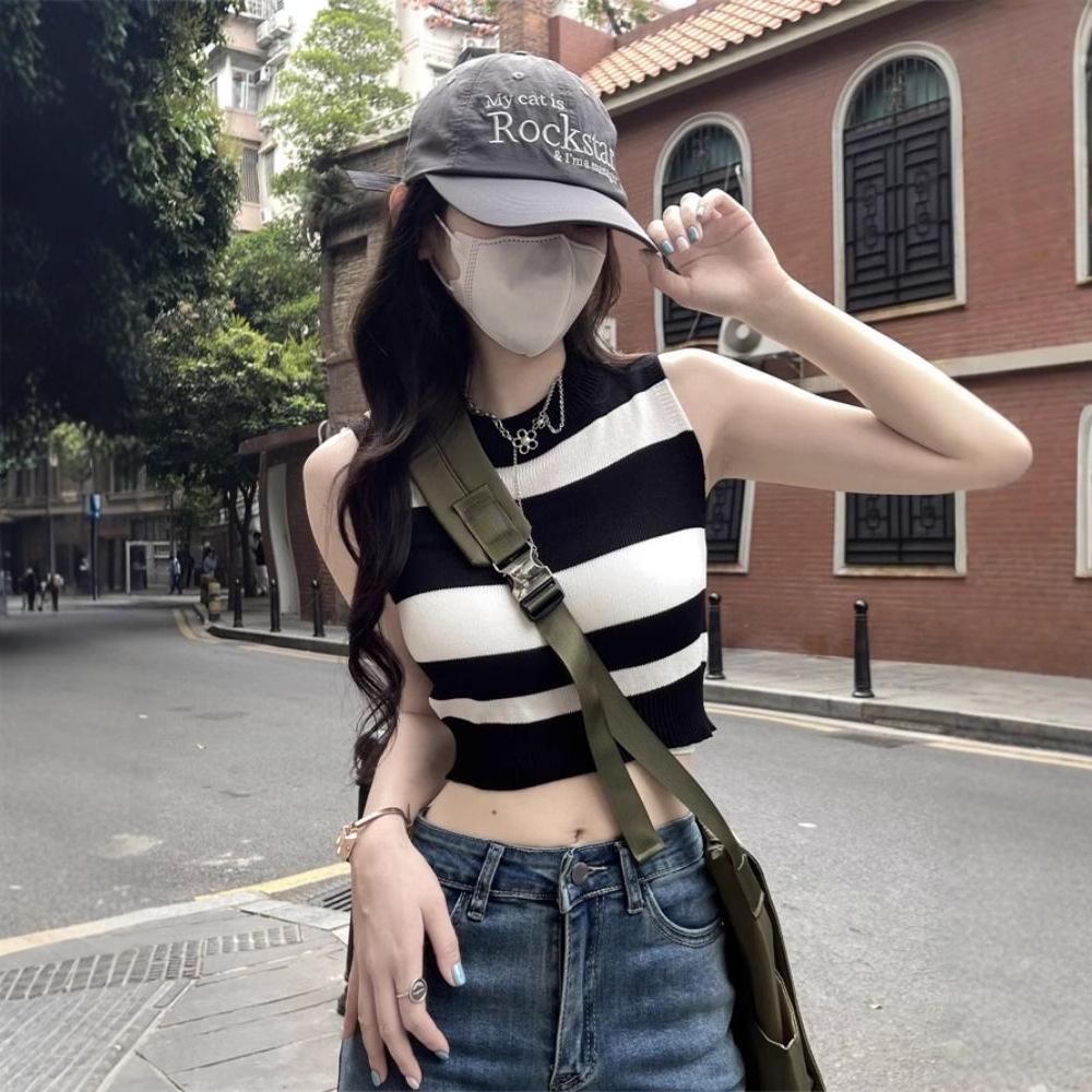Women's Knitted Color Block Striped Sleeveless Crop Top - High Waist Summer Tank