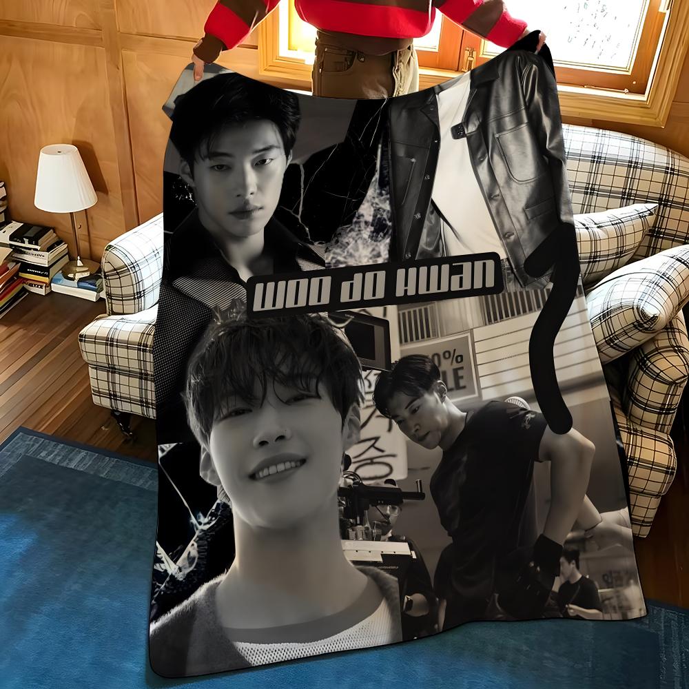 Celebrity W-Woo D-Dohwan Throw Flannel Blanket Suitable for Sofas Beds Offices Travel, Camping Chairs
