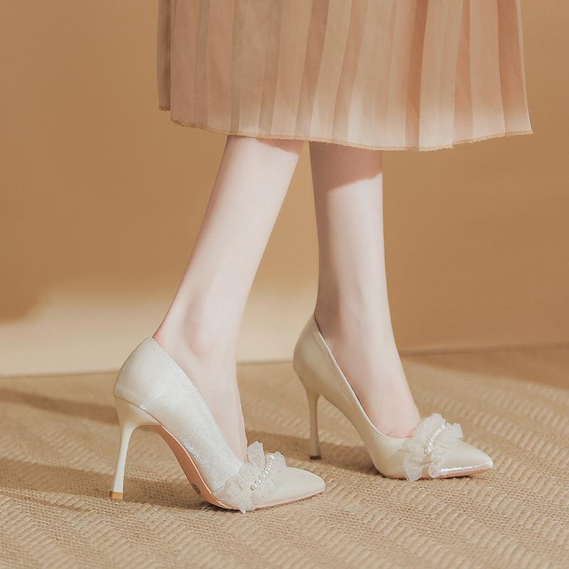 Gentle wind with skirt high heels bridal bridesmaid shoes beaded pointed stiletto single shoes