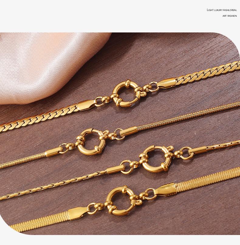 Europäische Retro 18K Gold Halskette für Damen - Hochwertiger schlichter Stil mit vielfältigen Designs und Edelstahlkette
