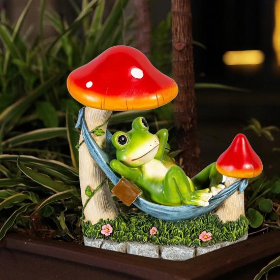 Mushroom Hammock Frog Figurine Garden Frog Statue Lying Frog Ornament for Balcony Yard Art Indoor Desk Decoration
