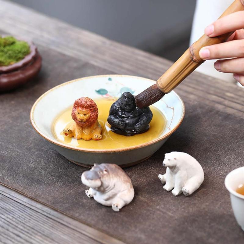 Chinese Yixing Lion Purple Clay Tea Pet Handmade Sculpture Crafts Crocodile Statue Tea Figurine Ornaments Tea Set Accessories