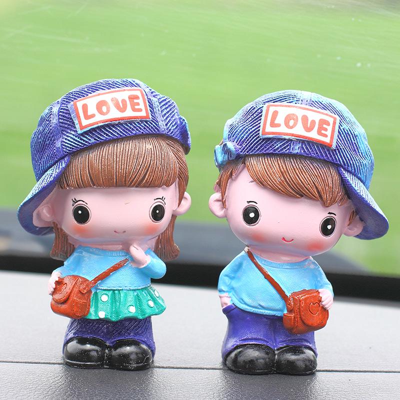 Creative Cartoon Couple Dolls for Car Interiors and Home Decor - Small Festival Ornaments and Gifts