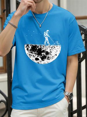 Astronaut Mowing The Moon Print T Shirt Men Summer Oversized TShirt Hip Hop Crewneck Short Sleeve Casual Cotton Streetwear