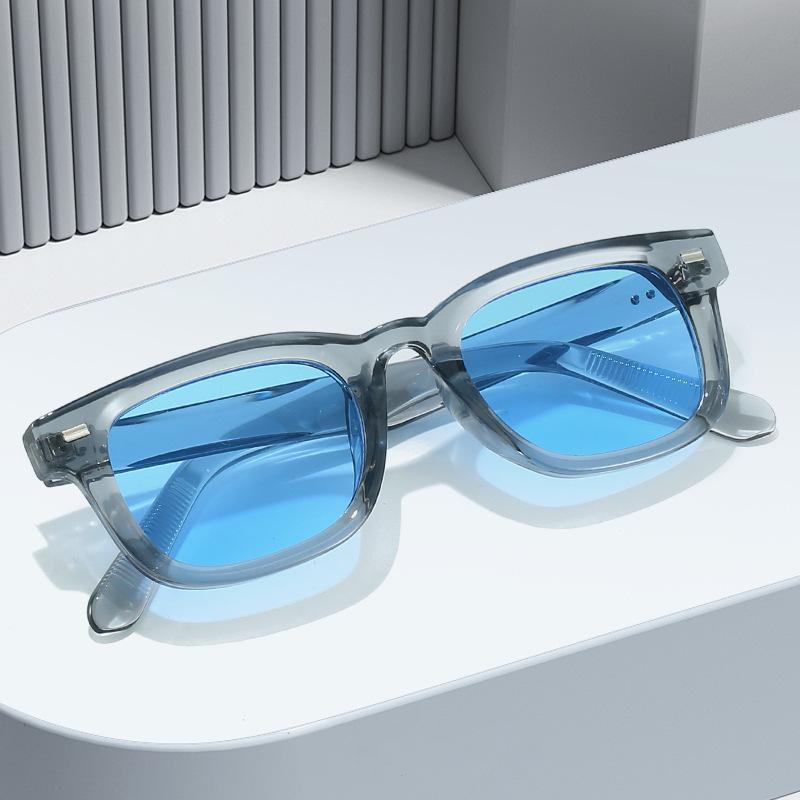 Trendy Square Sunglasses For Women & Men Minimalist Uv Protection Glasses With Rivets Chic Style For Every Occasion