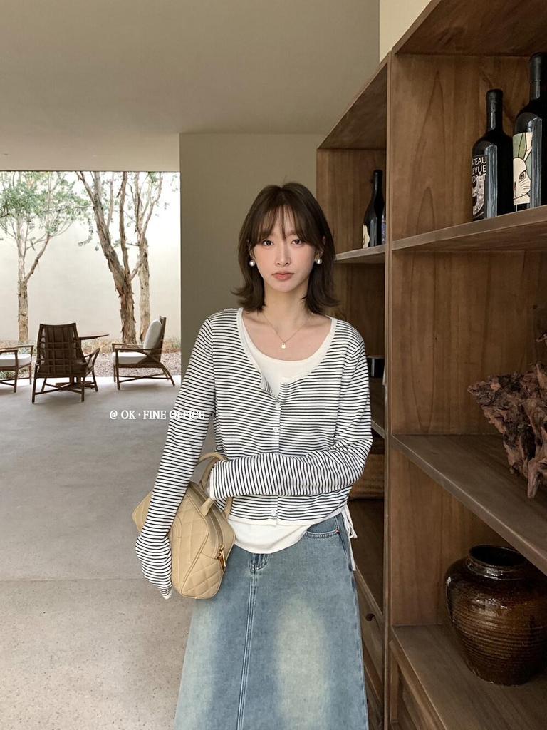 Two-Piece Knitwear: Versatile Korean Long Sleeve Color Block T-Shirt for Early Autumn Women
