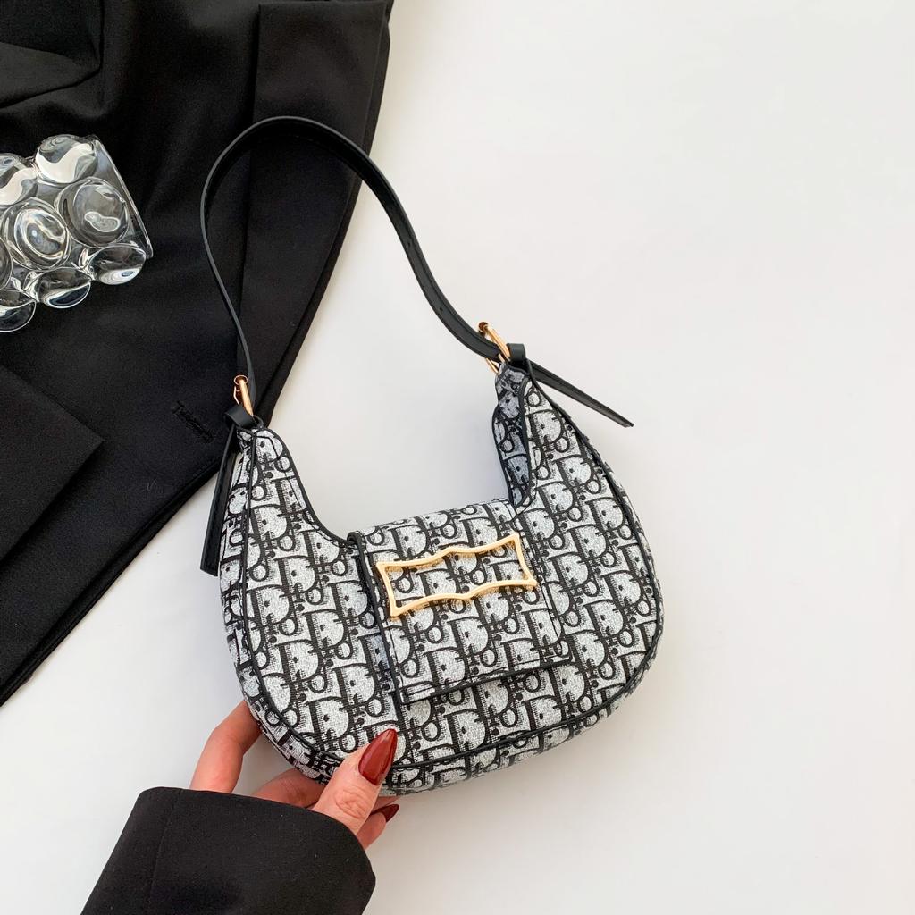 Taschen für Frauen im Frühling Neu Unterarmtaschen Mode Trendige Täglich Lässig Persönlichkeit Modische Handtasche Schultertasche