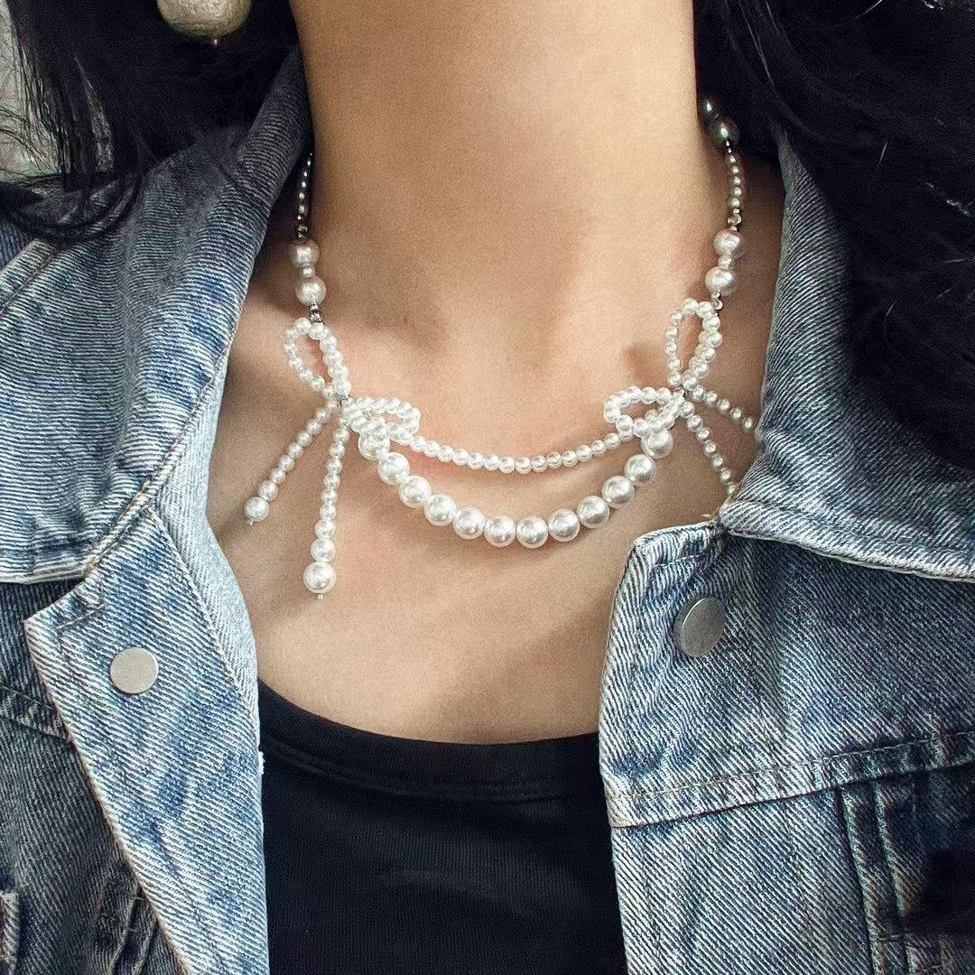 Vintage Strong Light Round High Quality Artificial Crystal Pearl Design Necklace Collarbone Chain