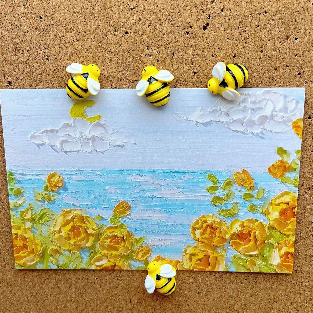 Cartoon Bee Resin Pushpins - 30-Piece Box