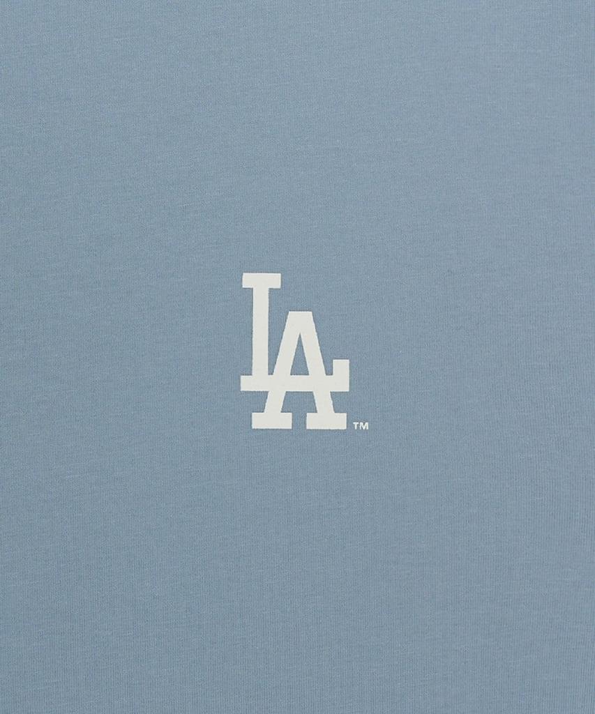 Emelbi Basic Small Logo Semi-Oversized Short Sleeve T-Shirt La (L.Sky Blue)