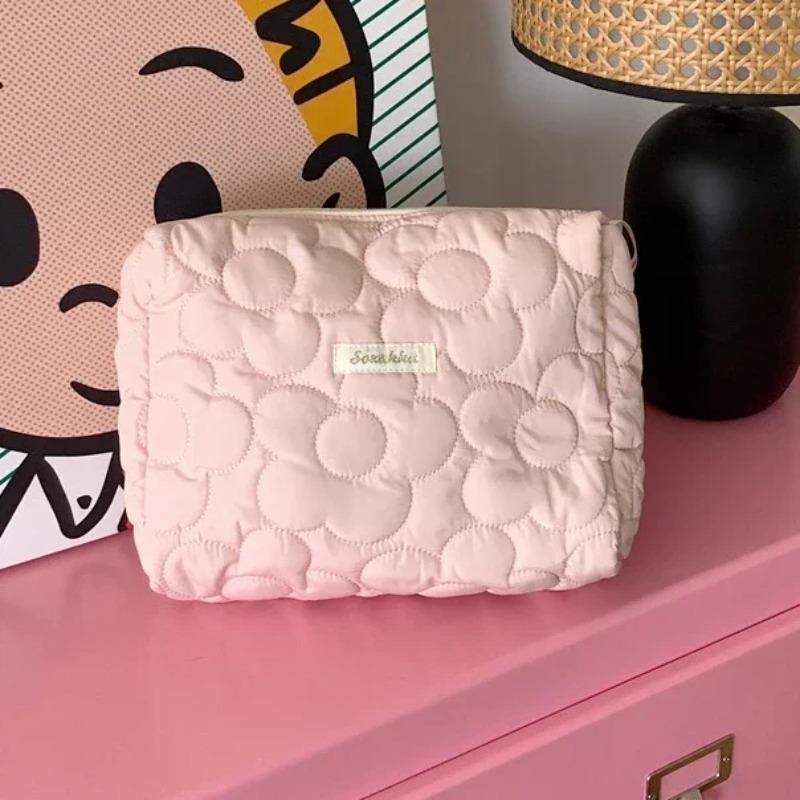 Sweet Flower Women's Quilting Cosmetic Bag Large Capacity Ladies Love Makeup Case Female Travel Storage Bags Clutch Handbags