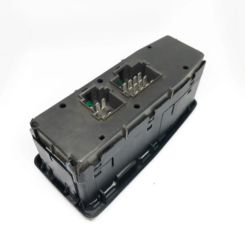 Driver Side Auto Electric Power Window Control Switch 81258067092 For MAN TGL TGM TGS TGX 81258067107 Truck Accessories