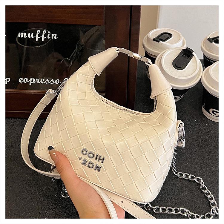 French niche bags, summer 2025 new high-end hand-held women's bags, popular shoulder messenger bags this year