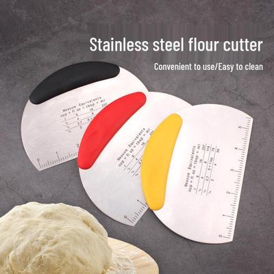 Facettiertes Messer und Spatel-Schaber aus Edelstahl zum Backen und Nudelschneiden