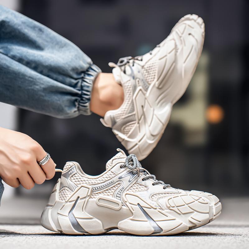 New Fashion Men 's Four Seasons Comfortable Thick Sole Shoes Students BoysTrending Soft Sole Breathable Casual Running Sneakers