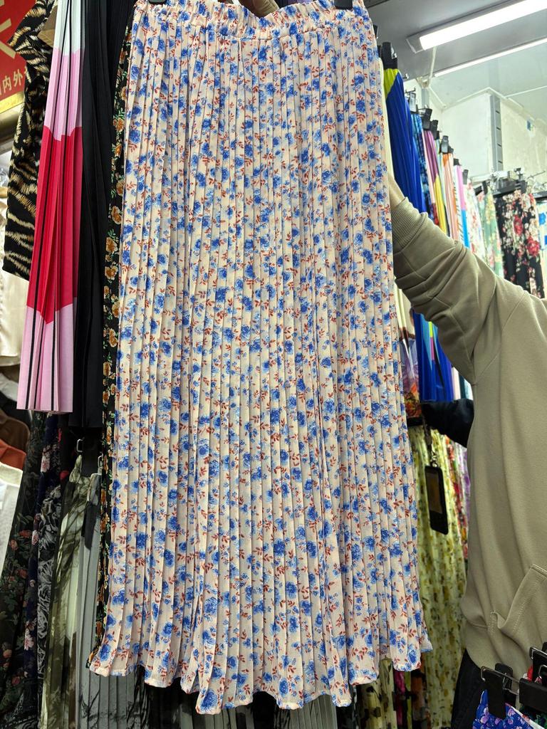 European & American Pleated Print Midi Skirt, Soft Chiffon Fabric, High Waist, Versatile Style