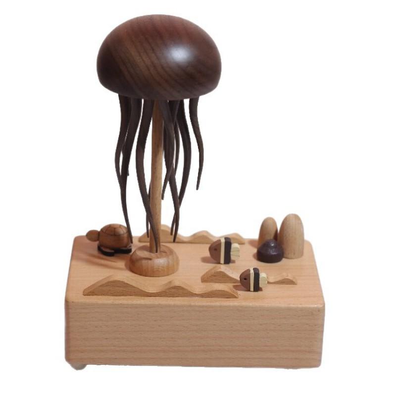 Wooden Mechanical Jellyfish Decorative Sculpture Handcrafted Stress Relief Gift Home Office Desk