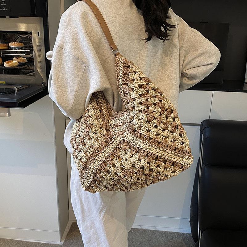 Niche Bag Women's Summer New Woven Hollow Shoulder Bag Casual Lazy Wind Tote Armpit Bag